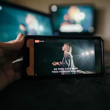 Live Streaming With an iPhone