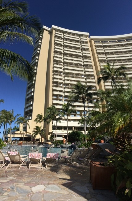 PVP projection mapping into Sheraton pool in Hawaii