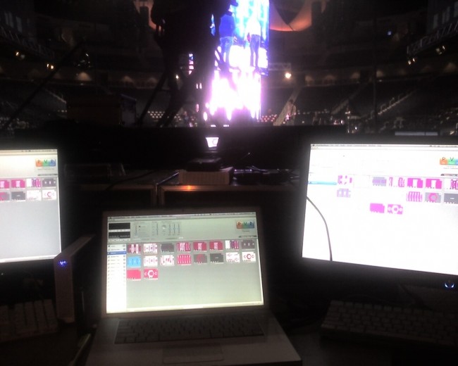 PVP media server and screen control software installation at Steve Fee concert with ProPresenter lyrics
